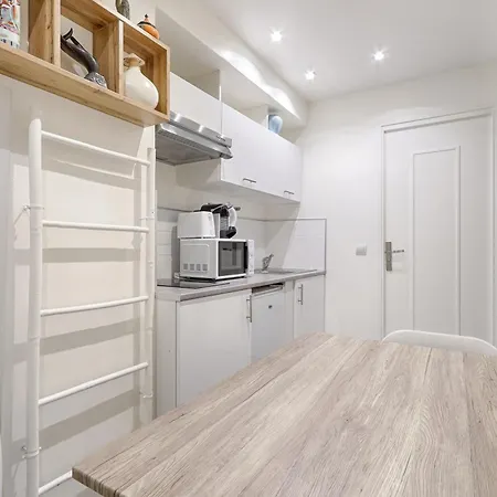 Apartment Bastille Passage Salarnier Charming 1br *
